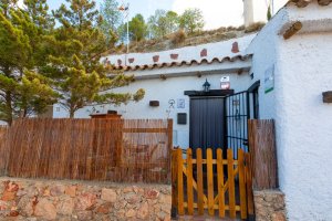 La casa vueva se ubica en el Cerro de la Cruz de Terque