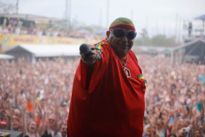 King África era uno de los artistas más esperados de la jornada.