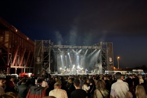 El recinto durante el concierto.