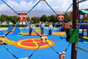 Así ha quedado una de las nuevas áreas infantiles de El Ejido.