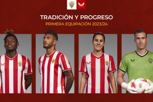 El Almería presenta la camiseta de la nueva temporada que se caracteriza por un diseño más clásico y tradicional.