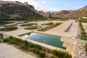 El agua es uno de los elementos clave de este espacio