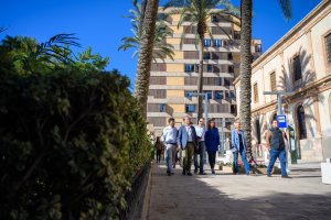 Visita de la alcaldesa, la concejal de Urbanismo y la empresa ejecutora de las obras