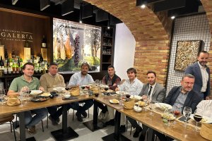 Stephan Van Gogh médico de Torrecárdenas, Fran Maldonado Mayfra, Antonio Rueda Distribuciones Rueda, Carmelo Fase Cero, Pedro Olivencia Mundo HO,