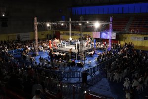 Ambientazo en el Pabellón de Deportes de Carboneras.
