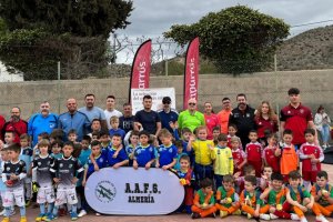 Foto de familia de la VIII Concentración bebé en Alhabia