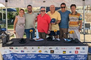 Autoridades municipales de Garrucha y Huércal-Overa junto con el pregonero de las fiestas garrucheras, José María López y el periodista Guillerm