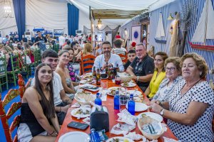 Familia Gázquez, socios de la caseta La Pita y distribuidores de Estrella Galicia disfrutando de los últimos días de Feria.