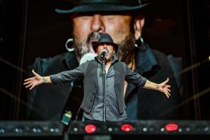 El Barrio hizo disfrutar a todo el publico con su arte.