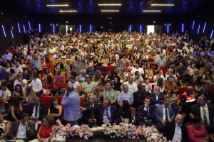El Espacio Escénico de Pulpí lucía abarrotado este jueves en la gran Gala de Mises y Míster de las Fiestas.