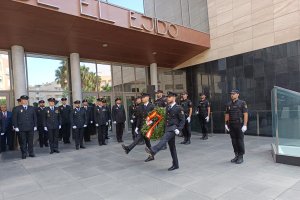 Homenaje a los compañeros de Policía Nacional caídos en acto de servicio.