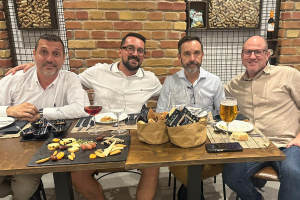 Algunos de los miembros que acudieron a la reunión.