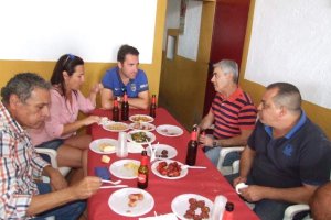 La celebración fue en homenaje a sus abuelos, Pascual Oña Núñez y Mariana Ruiz López