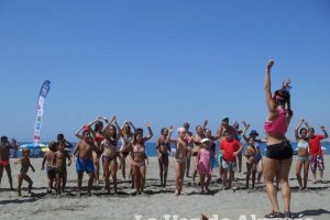 Avalancha de premios y regalos en el cuarto día playero frente a La Barca