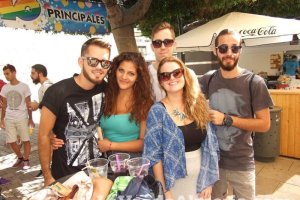 Feria del Mediodía en el ambigú de los 40 Principales y Kiosko del Mar.