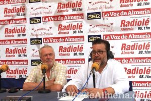 Con todo el equipo del ambigú preparado, ¡arranca el último día de feria!