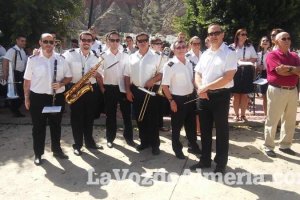 Alboloduy brinda la pisada de su primera uva a Paco Calvache