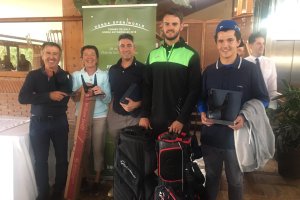 Los primeros clasificados del IV Torneo Honda Fegimotor de Golf.