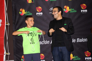 Además de baloncesto, juegos y diversión.