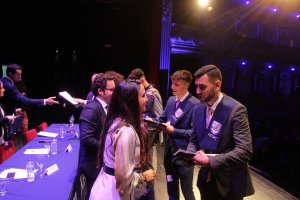 Acto académico de graduación de los alumnos de TECO y TCAE de MEDAC en sus centros de Almería y El Ejido.