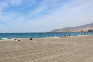 Las playas de la capital el segundo día de desconfinamiento de los niños.