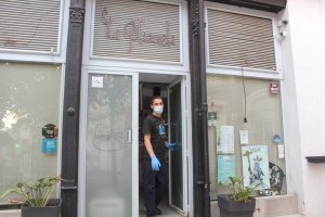 Bar La Plazuela, calle Real, gerente David Ibarra.