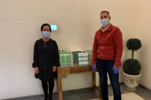 Educación reparte mascarillas y geles
hidroalcohólicos para los centros educativos
en su apertura