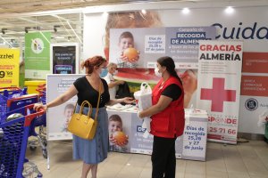 Participantes en la campaña solidaria.