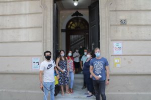 Colegio del Milagro, acceso por calle Conde Ofalia.