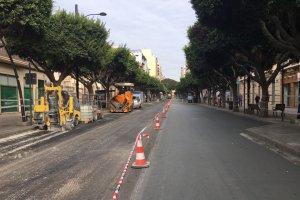 La vía lleva cortada varios días.