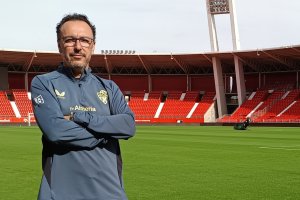 Una charla enriquecedora con Sebastián Jiménez, que llegó al Almería este verano para ser el responsable médico.