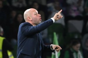 José Alberto, entrenador de un líder muy fuerte.