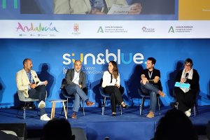 Jordi Carrasco, Elisabet González, Marc Espasa y Marta Nel·lo, en Sun&Blue Congress.