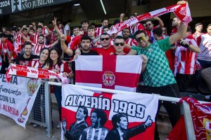 Almería puede presumir de afición por los campos de España.