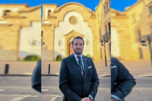 Jesús Latorre es candidato a hermano mayor de la Virgen del Mar, patrona de Almería.