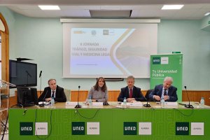 Algunos de los ponentes de la jornada celebrada en el centro asociado de la UNED.