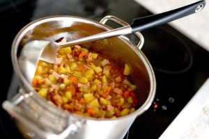 El cocido es el gran protagonista del menú saludable de este viernes.