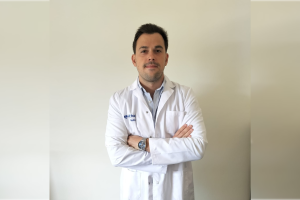 Dr. Miguel Asensio, ginecólogo del Hospital Vithas Almería.