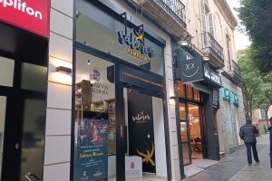 La tienda Sabores Almería ha abierto hoy sus puertas.