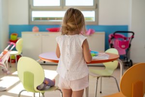 Varios colegios de la provincia se han visto afectados por la supresión de aulas.