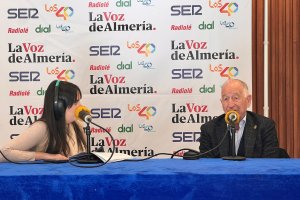 Gabriel Amat, el alcalde de Roquetas de Mar ha dado la bienvenida al magazín de la SER.