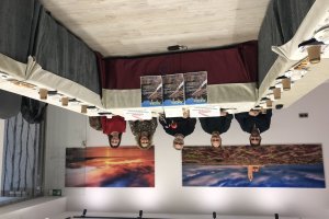 El coordinador de la Mesa del Tren, José Carlos Tejada, junto con otros miembros de la plataforma.