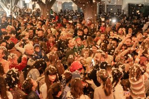 Una de las actividades realizadas, la Nevada en la Plaza de la Constitución.