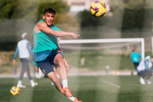 Rachad sufre la rotura del menisco externo de su rodilla derecha.