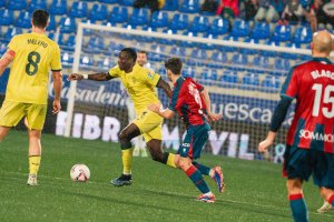 En la primera vuelta el Almería rescató un punto en el tramo final con los goles de Sergio Arribas y Álex Centelles.