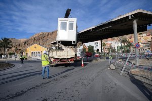 Trabajos de demolición del puesto de control