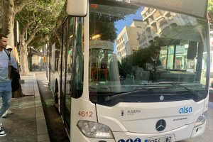 Autobús del servicio urbano de la capital almeriense