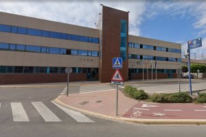 Edificio que alberga la Jefatura de la Policía Local de El Ejido.