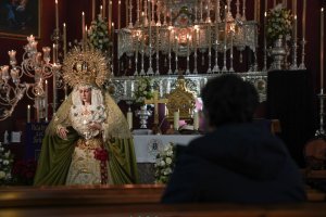 La Macarena, en su último besamanos.