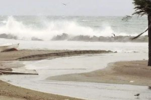 Imagen de archivo de un temporal en Almería.